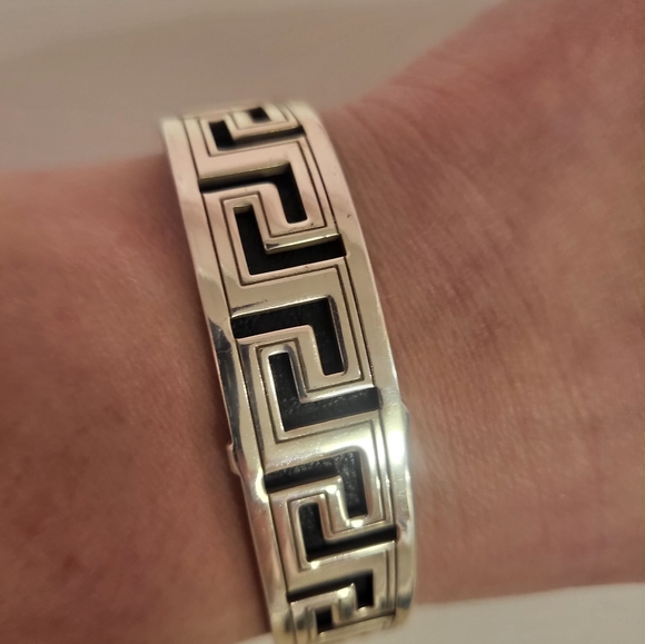 Brighton cusp blue & black under leather is Blue on 1& black on other changes - Picture 8 of 16